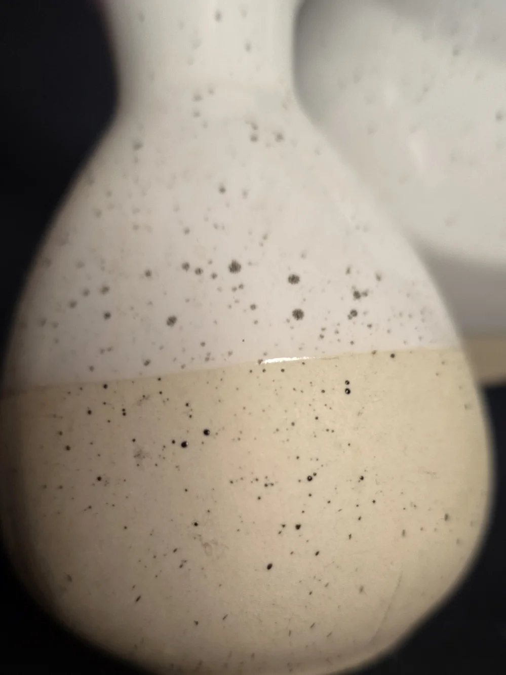 Ashland Two-Tone Ceramic Vase Set - White and Cream